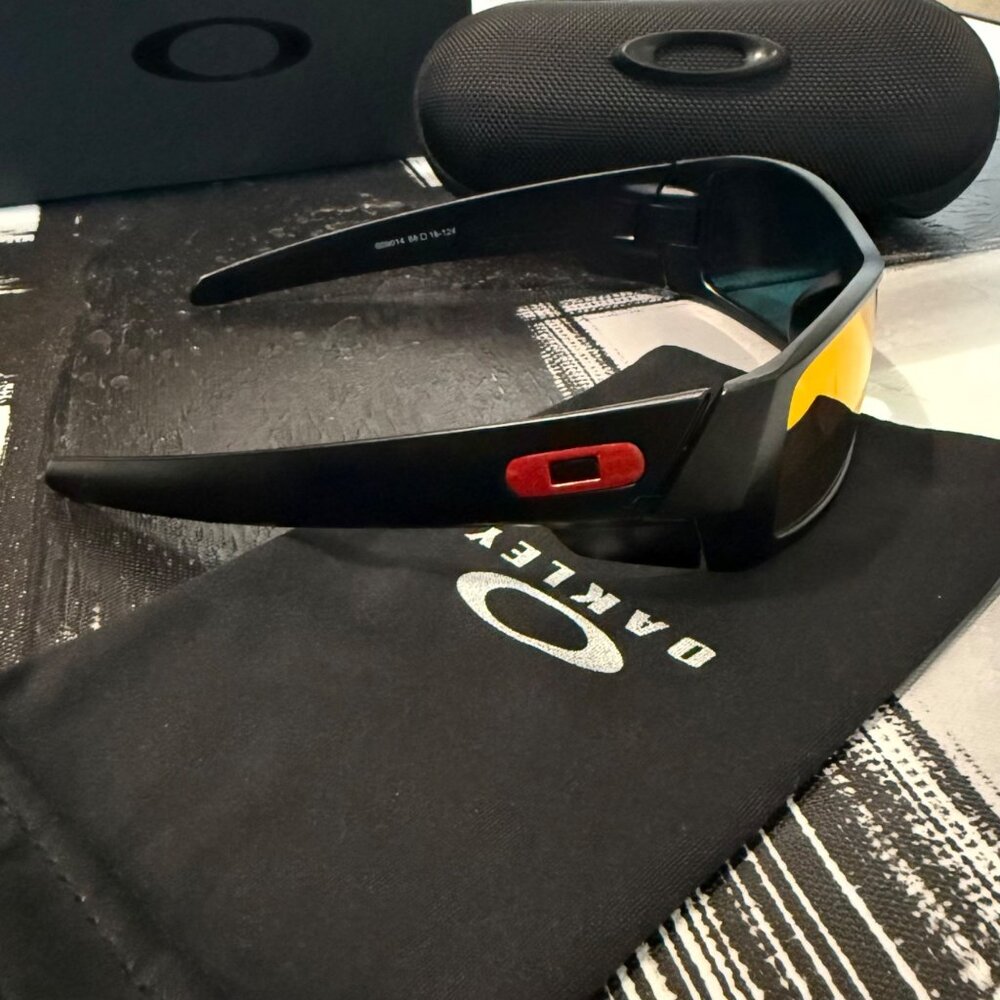 Oakley Gascan Reflective Red Sunglasses - Picture 5 of 6